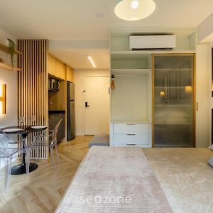 Studio De Luxo E Sofisticado No Moinhos Lbo203